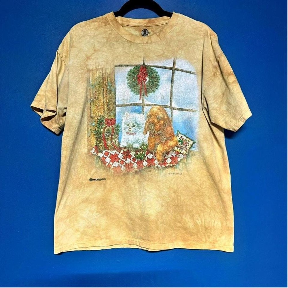 Vintage The Mountain Tee Size Large Puppy Kitten Christmas Festive Tie Dye Retro
